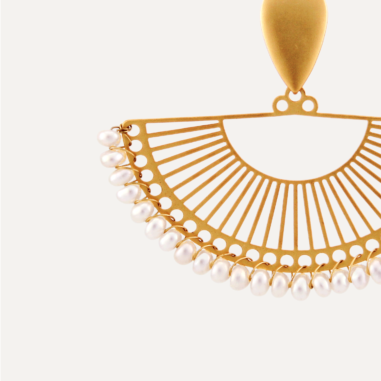 Giselle Pearl Earrings