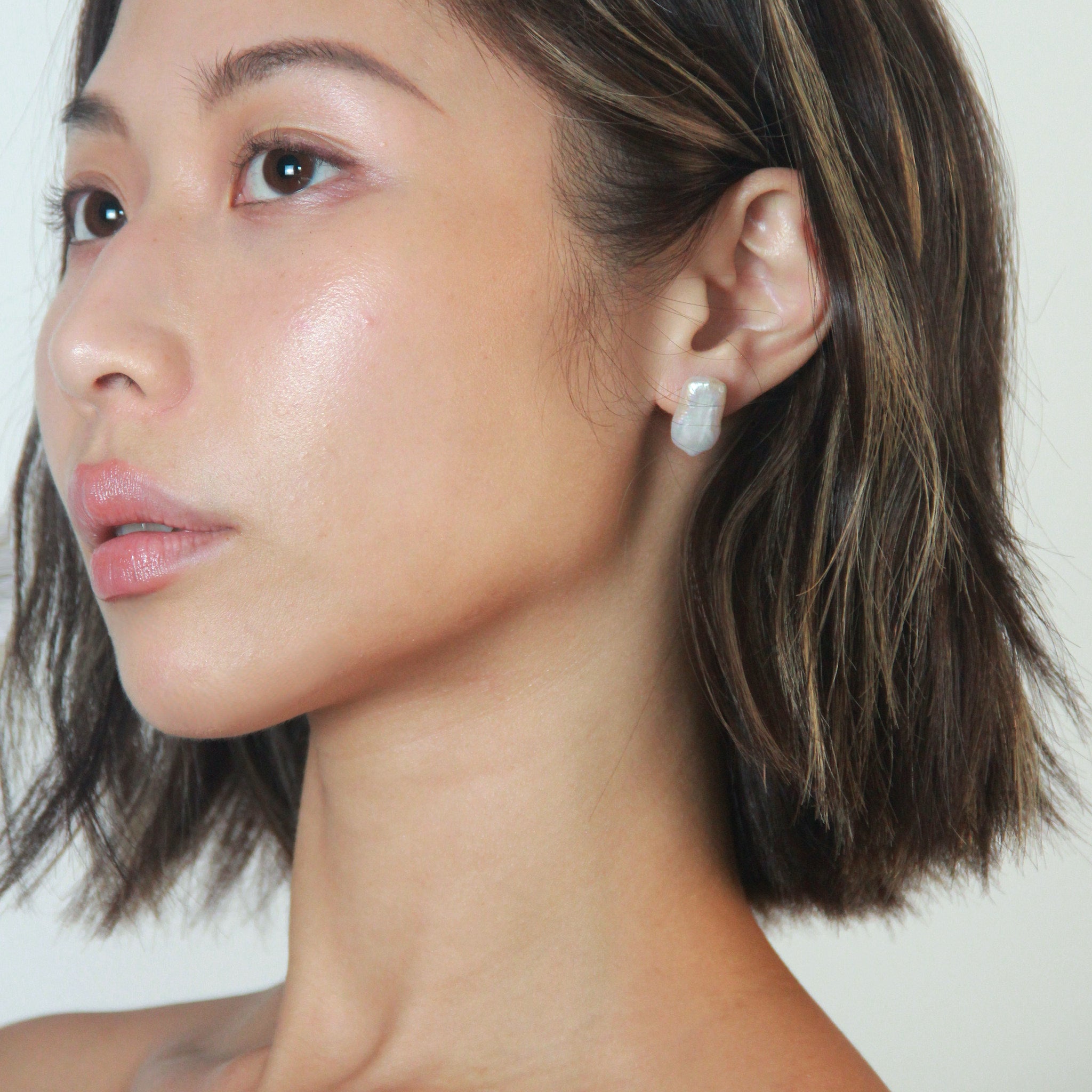 The Pao Pearl Earrings