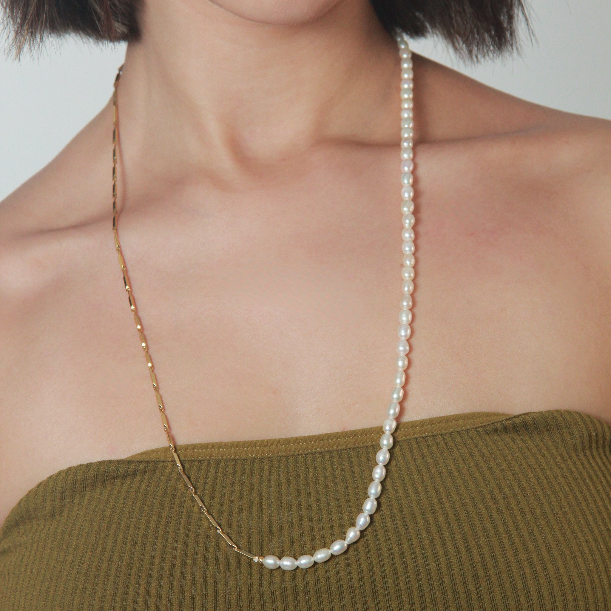 Chic Freshwater Pearl Necklace