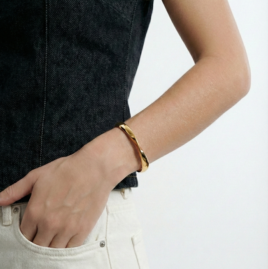 Jefe Gold Waterproof Cuff