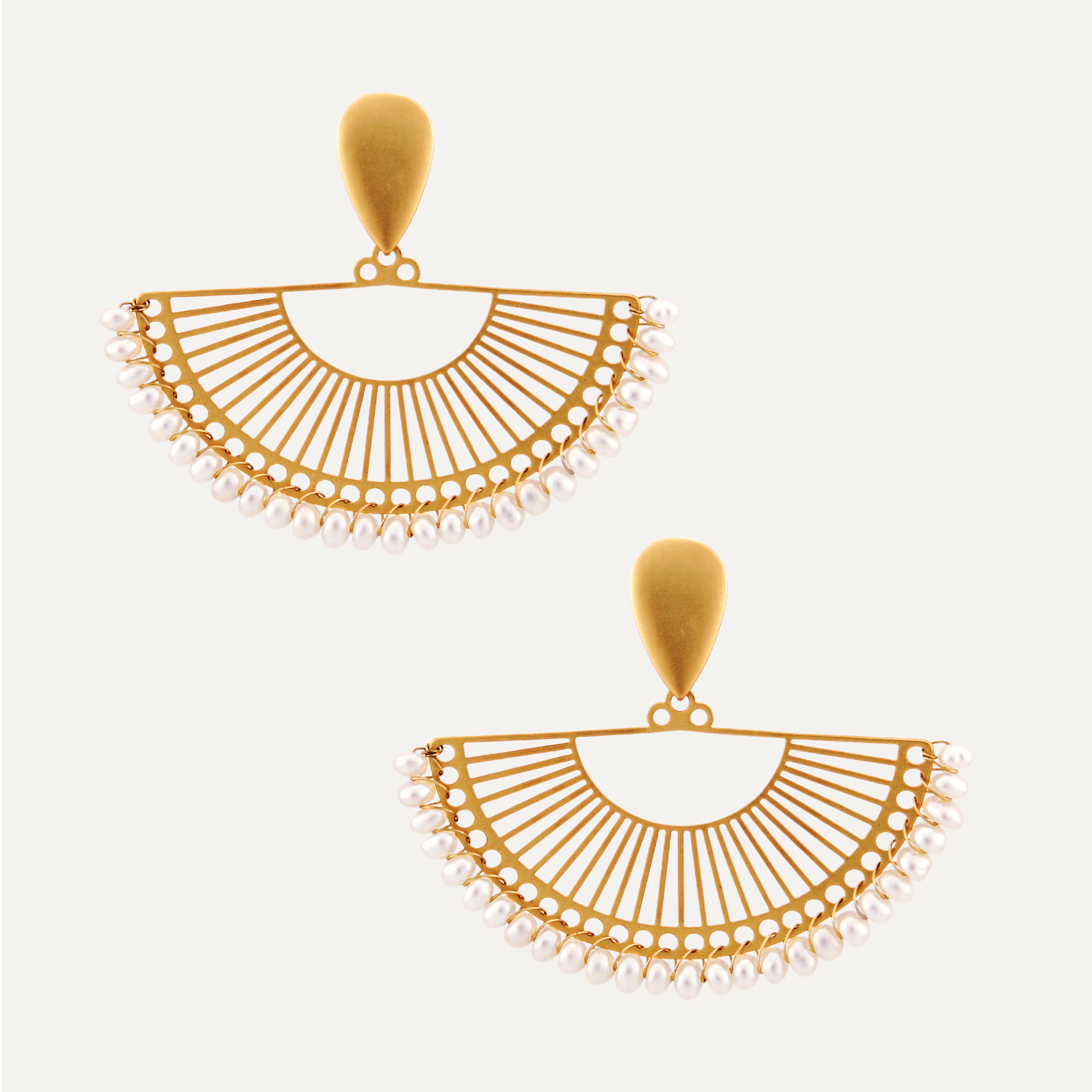 Giselle Pearl Earrings