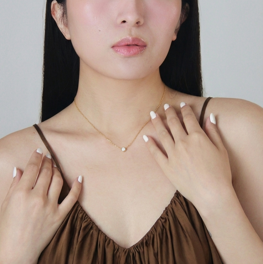 Ivy Bezel Sapphire Necklace